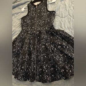 Romeo & Juliet Couture Skater Zipper Dress Small